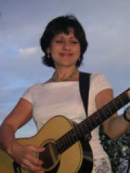 Tish Hinojosa 